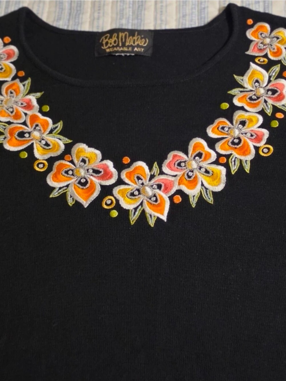 Bob Mackie women's top sweater black L embroidery Hawaiian flowers cotton blend